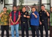 Bea Cukai Kanwil Riau Serahkan Tersangka dan Barbuk Penyelundupan Rokok Ilegal ke Kejati Riau