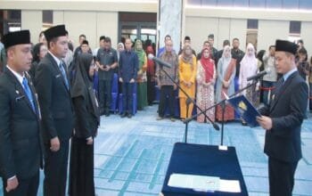 Wali Kota Pekanbaru Lantik Kadis DLHK, Kepala Bapenda dan 19 Pejabat Lainnya