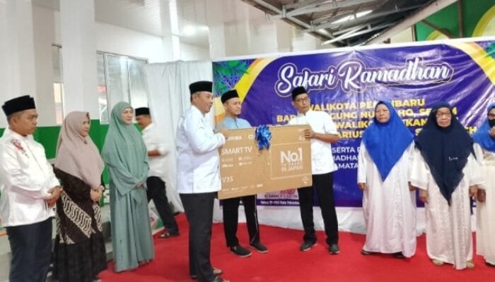 Safari Ramadan Perdana, Wako Agung Sapa Warga Bukit Barisan